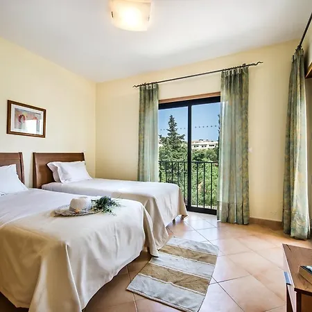 Lägenhetshotell Estrela Da