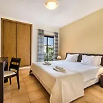 Hotel apartamentowy Estrela Da 4*