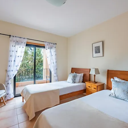 Aparthotel Estrela Da