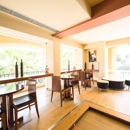 Apart-hotel Estrela Da 4*