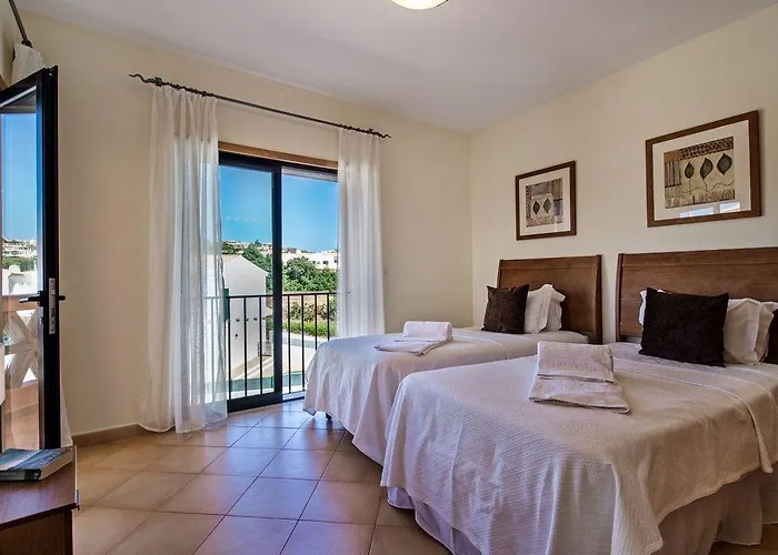 Aparthotel Estrela Da Luz