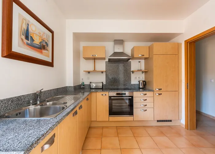 Aparthotel Estrela Da Luz